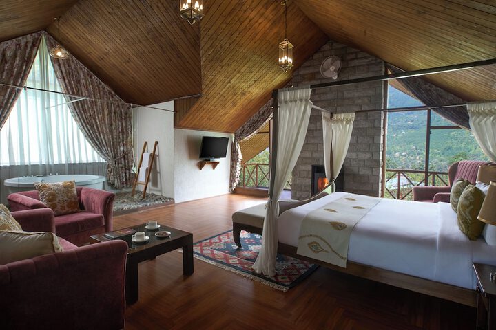 Room 20 of 62