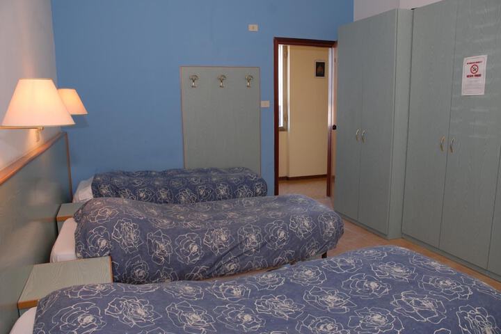 Room 19 of 47