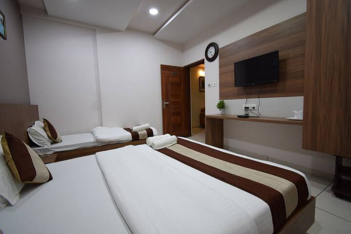 Room 21 of 36