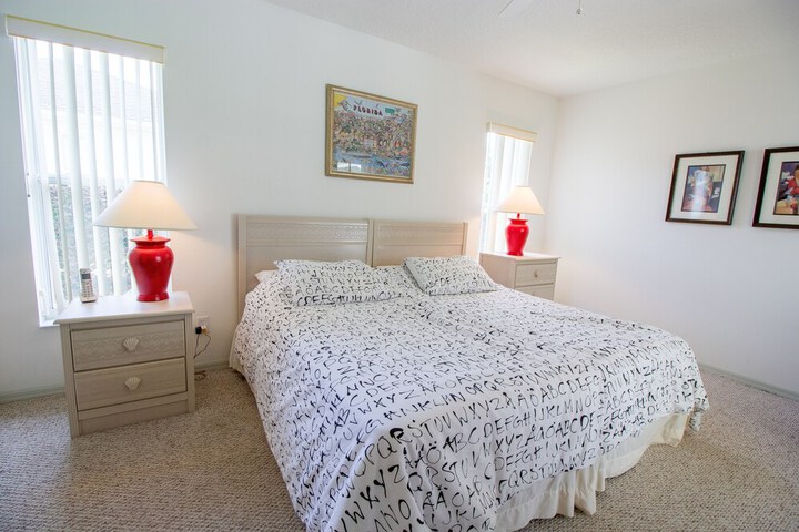 Room 3 of 11