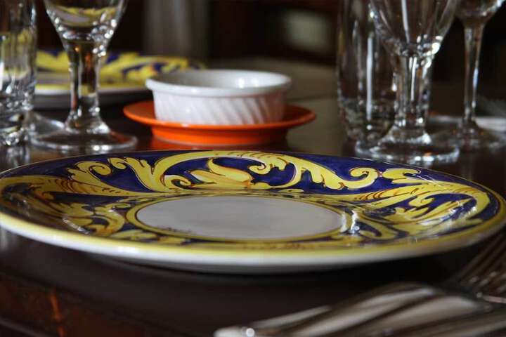 Dining 40 of 75