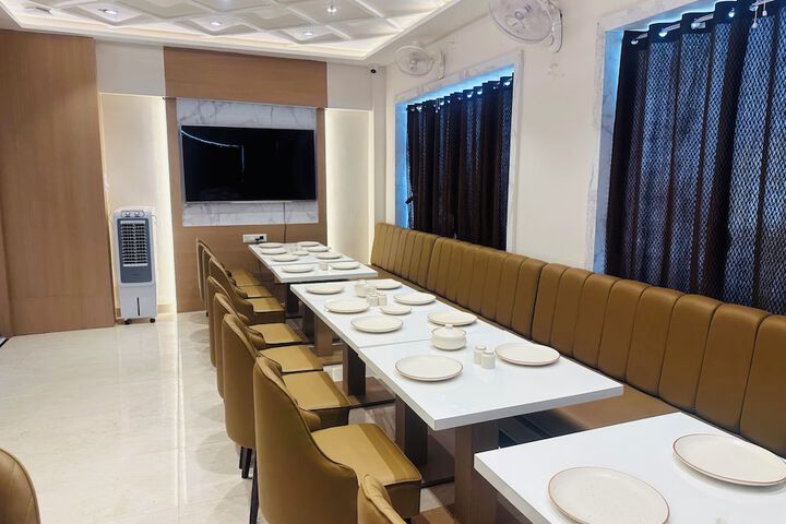 Dining 58 of 74