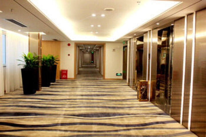 Hotel Entry