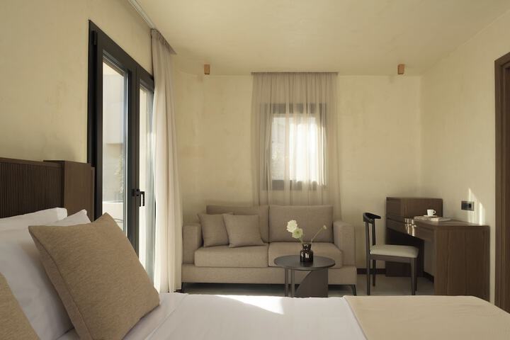 Room 78 of 252