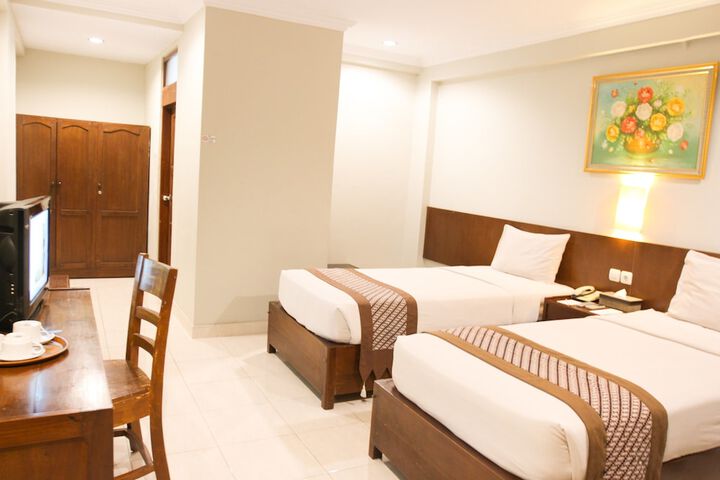 Room 8 of 41