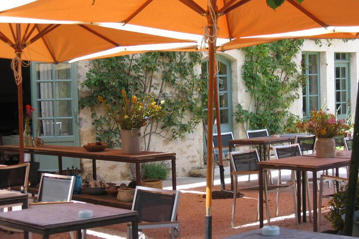 Terrace/Patio 13 of 17
