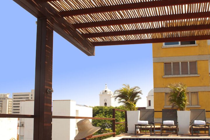 Pool Hotel