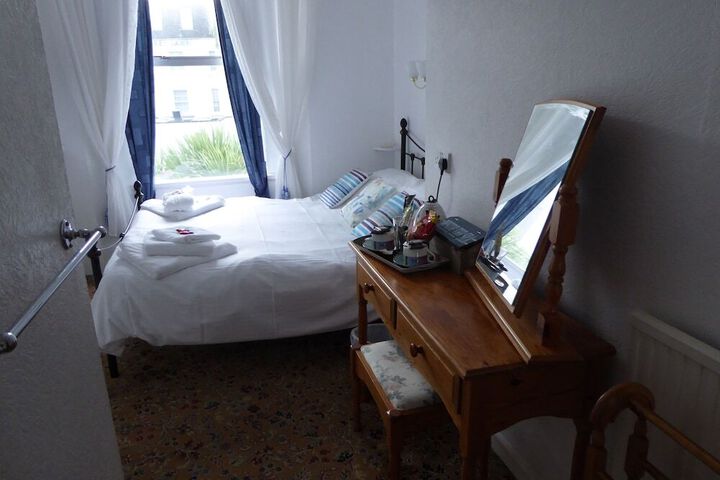 Photo 3