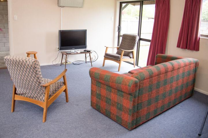 Room 16 of 32