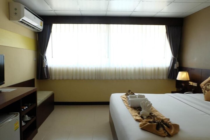 Room 29 of 38