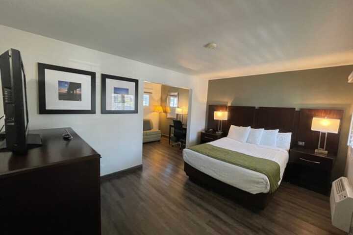 Room 14 of 43