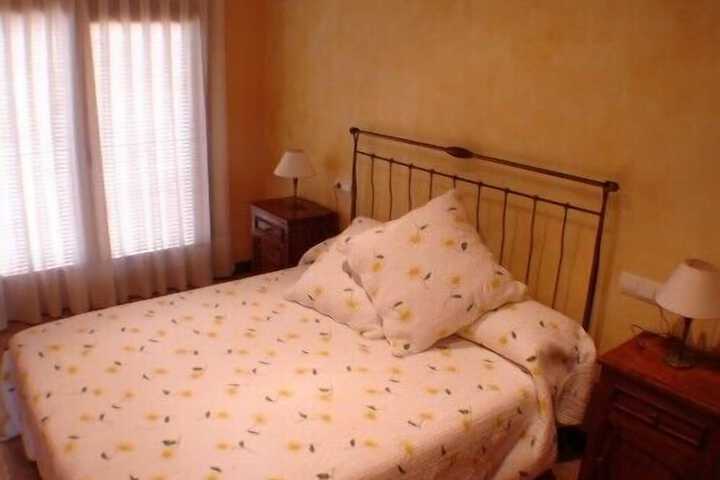 Room 9 of 22