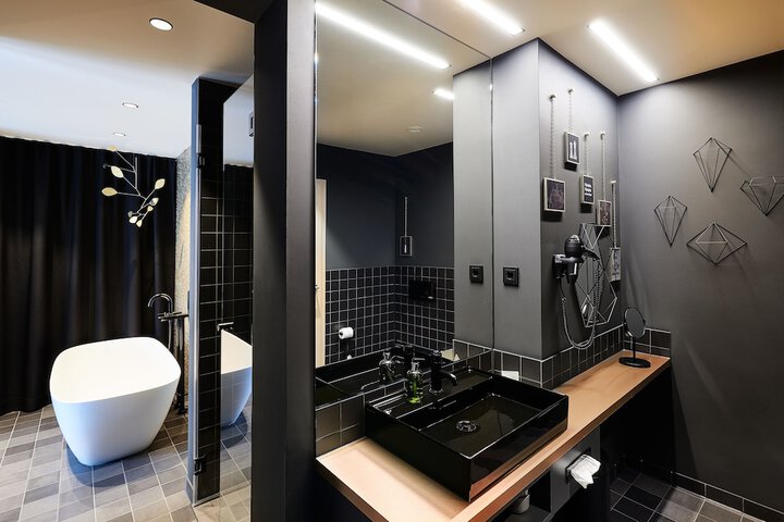 Clean Restrooms