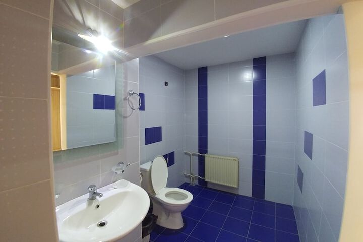 Room 8 of 31