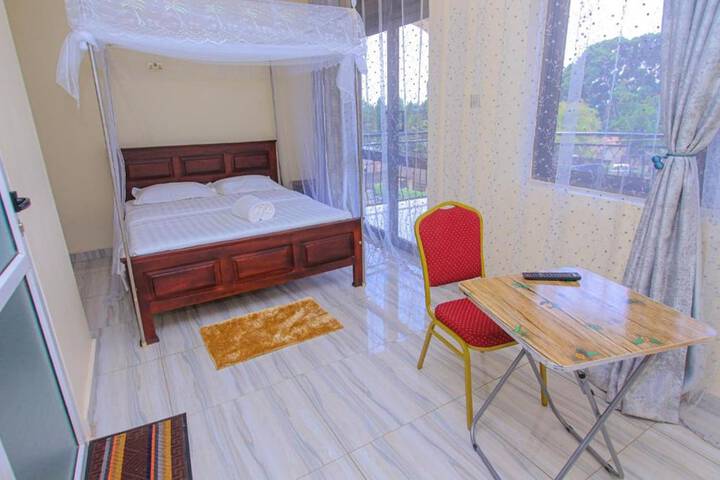 Room 4 of 35