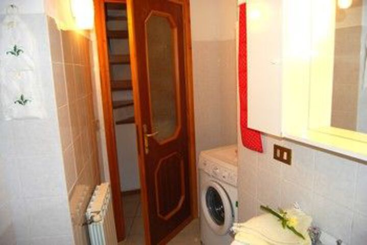Room 3 of 54