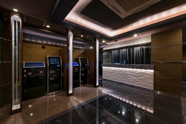 General 2 of 16