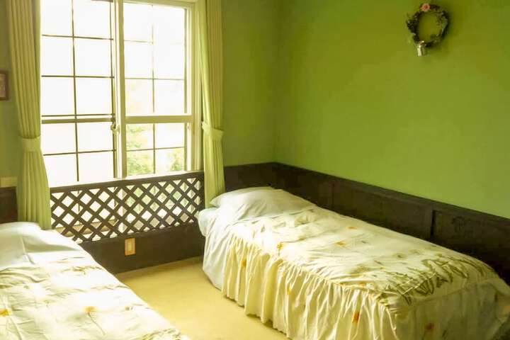 Room 8 of 78