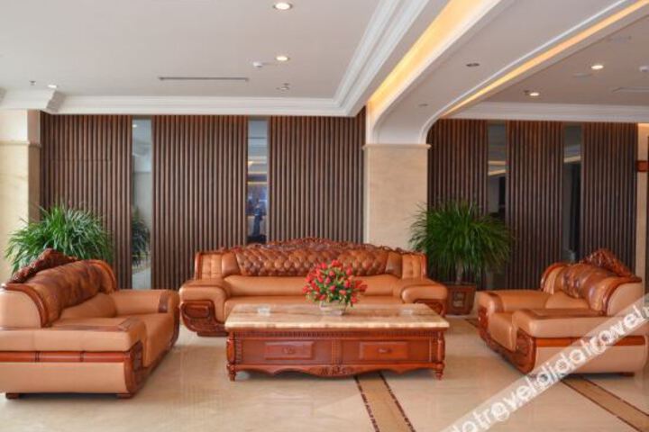 Hotel Interior 18 of 28