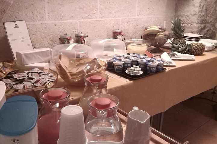 Dining 41 of 49