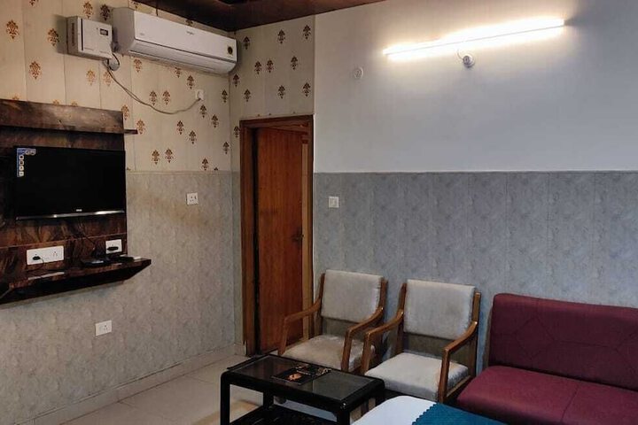 Hotel Vistara Grand