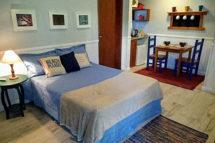 Room 2 of 33