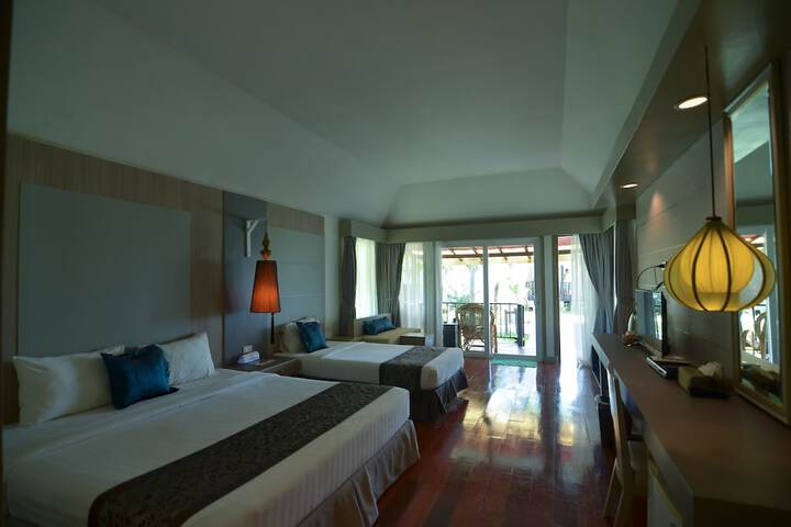 Room 14 of 82