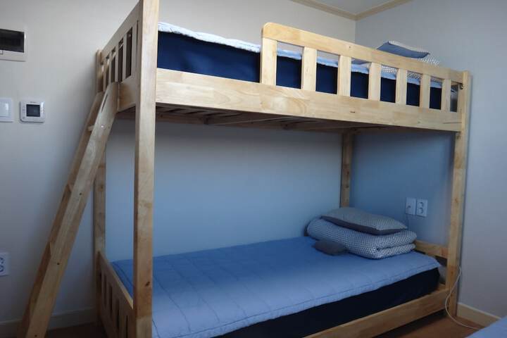 Room 29 of 73