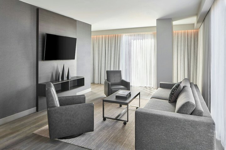 Room 34 of 88