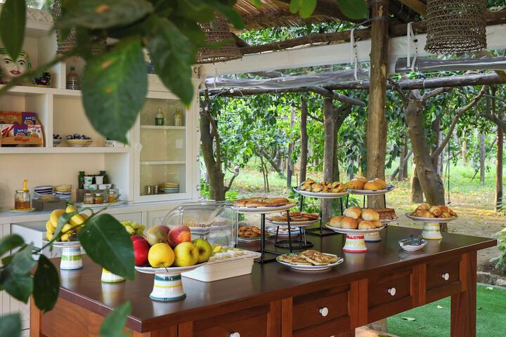 Breakfast buffet