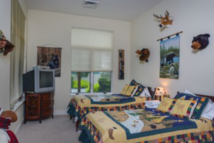 Room 33 of 41
