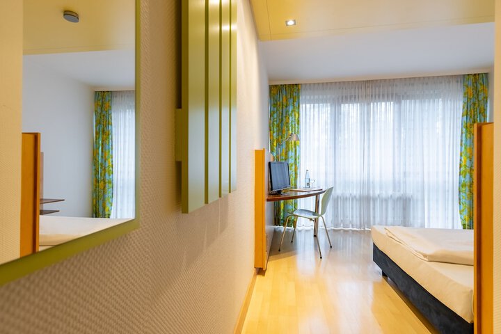 Room 14 of 47