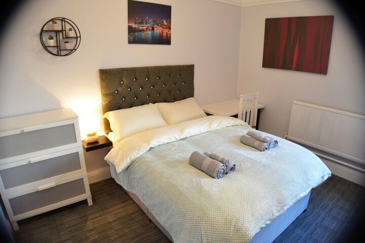 Room 12 of 46