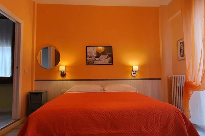 Room 10 of 67