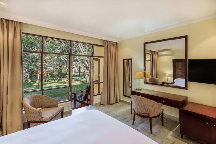 Room 15 of 74