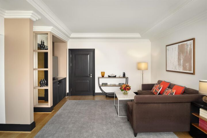 Room 54 of 178