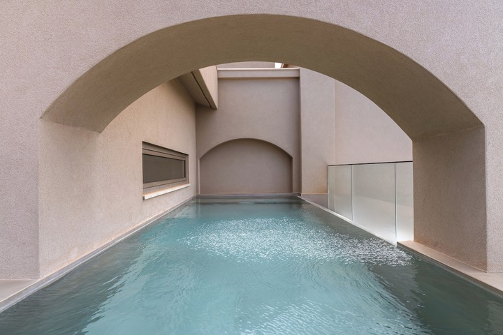 Pool 55 of 100