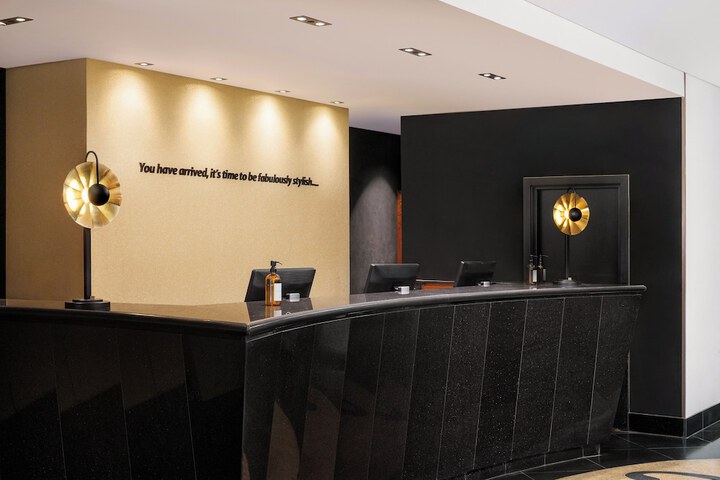 Guest Lobby