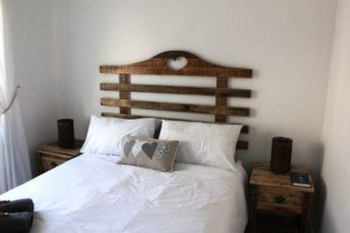 Room 3 of 9