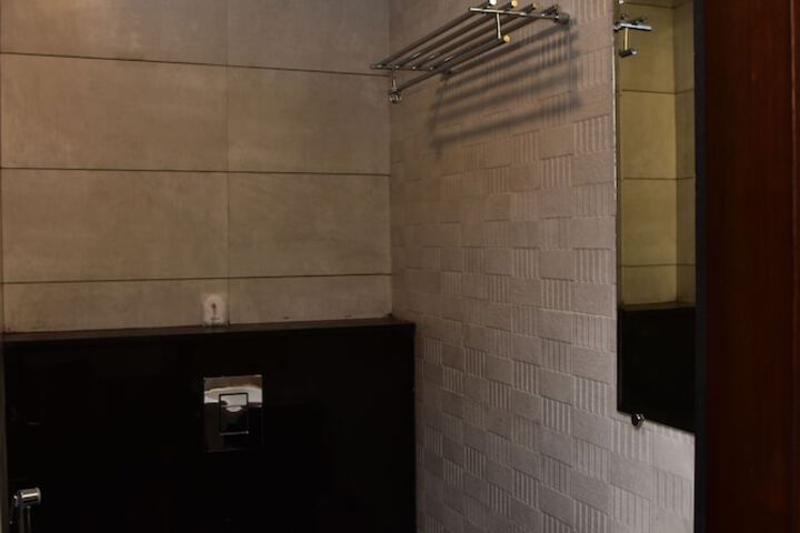 Room 29 of 43