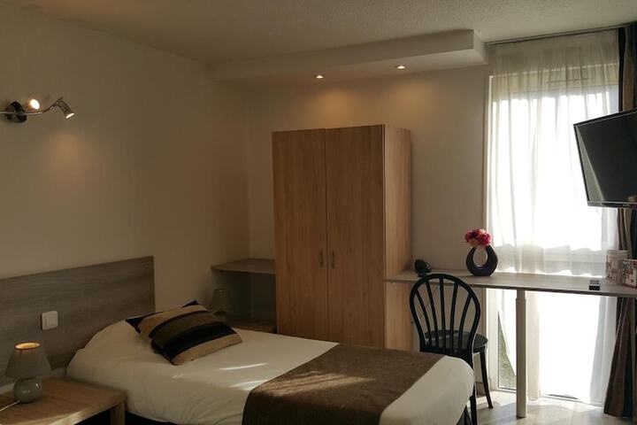Room 12 of 45