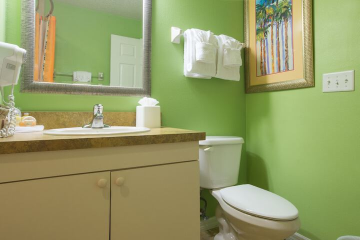 Room 45 of 76