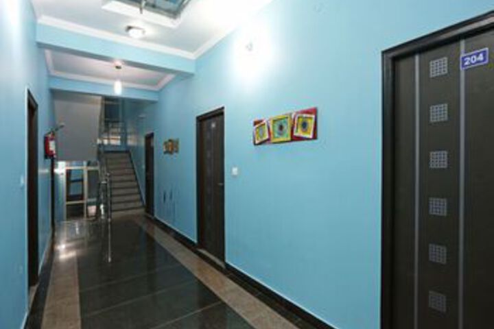Ballroom/Hall 19 of 22