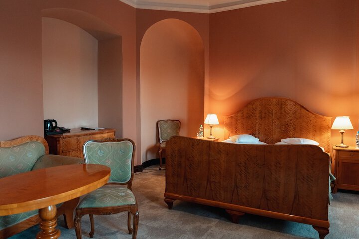 Room 21 of 130