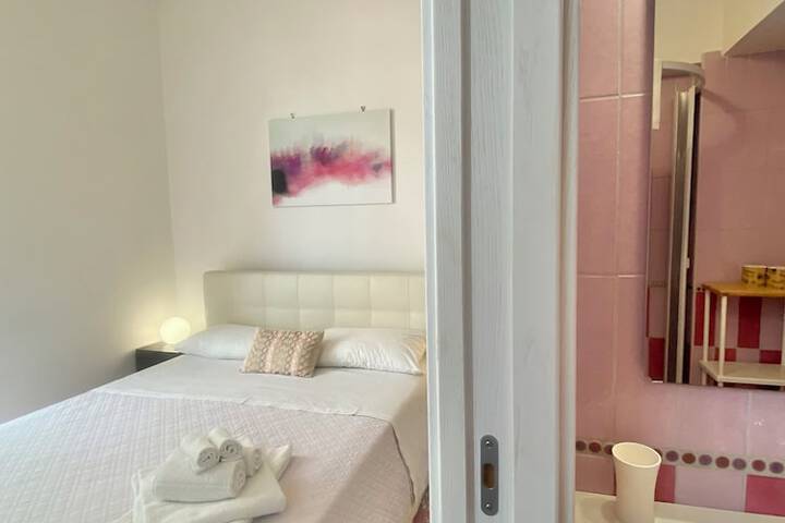 Room 7 of 61