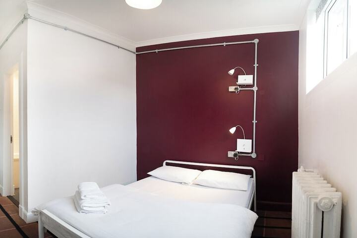 Room 14 of 75