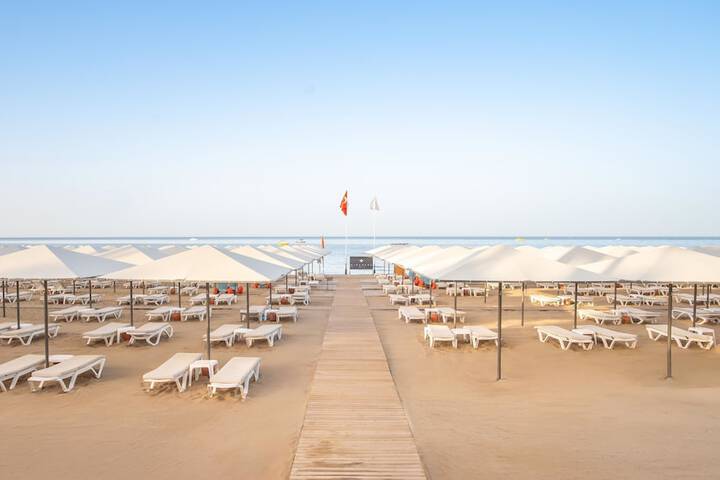 Beach 176 of 203