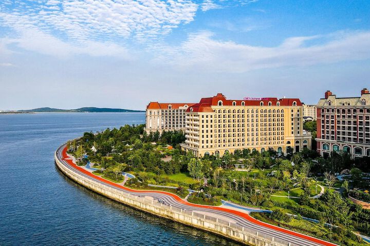 Image of Crowne Plaza Qingdao Oriental Movie Metropolis by IHG