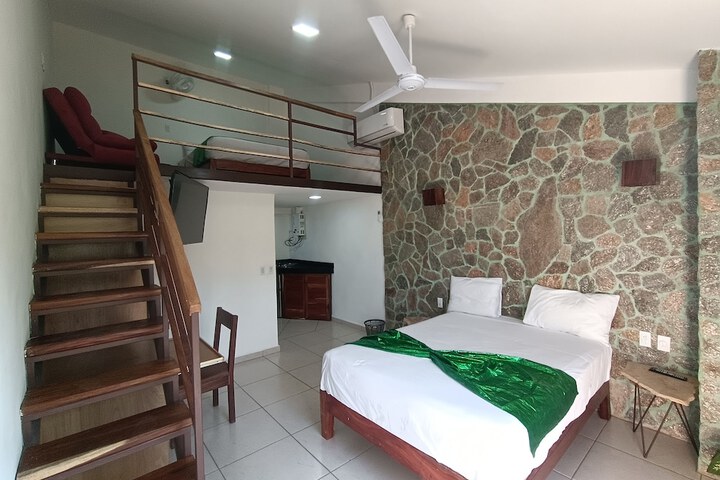 Room 28 of 231
