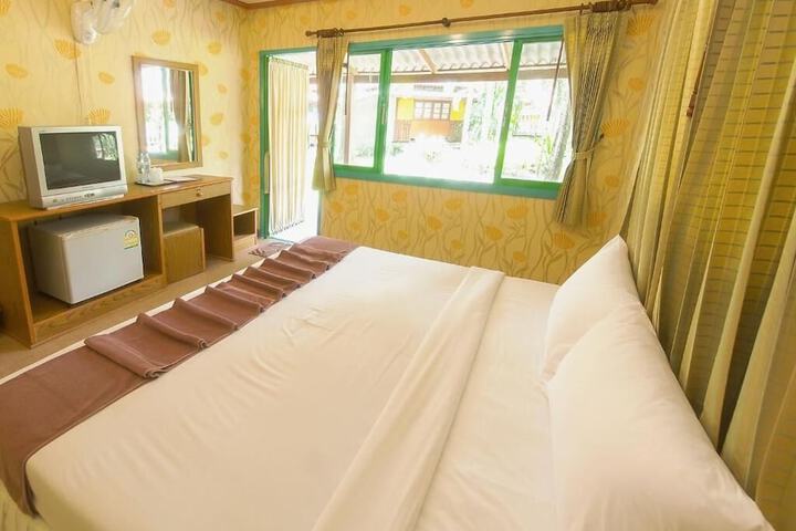 Room 5 of 47
